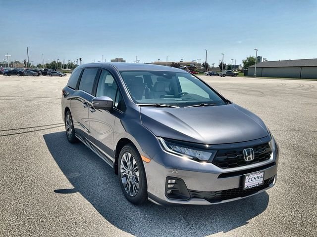 New 2026 Modern Steel Metallic Honda Touring image 12