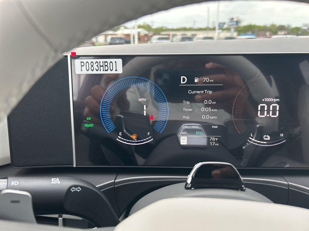 New 2026 Gray Hyundai SEL image 25