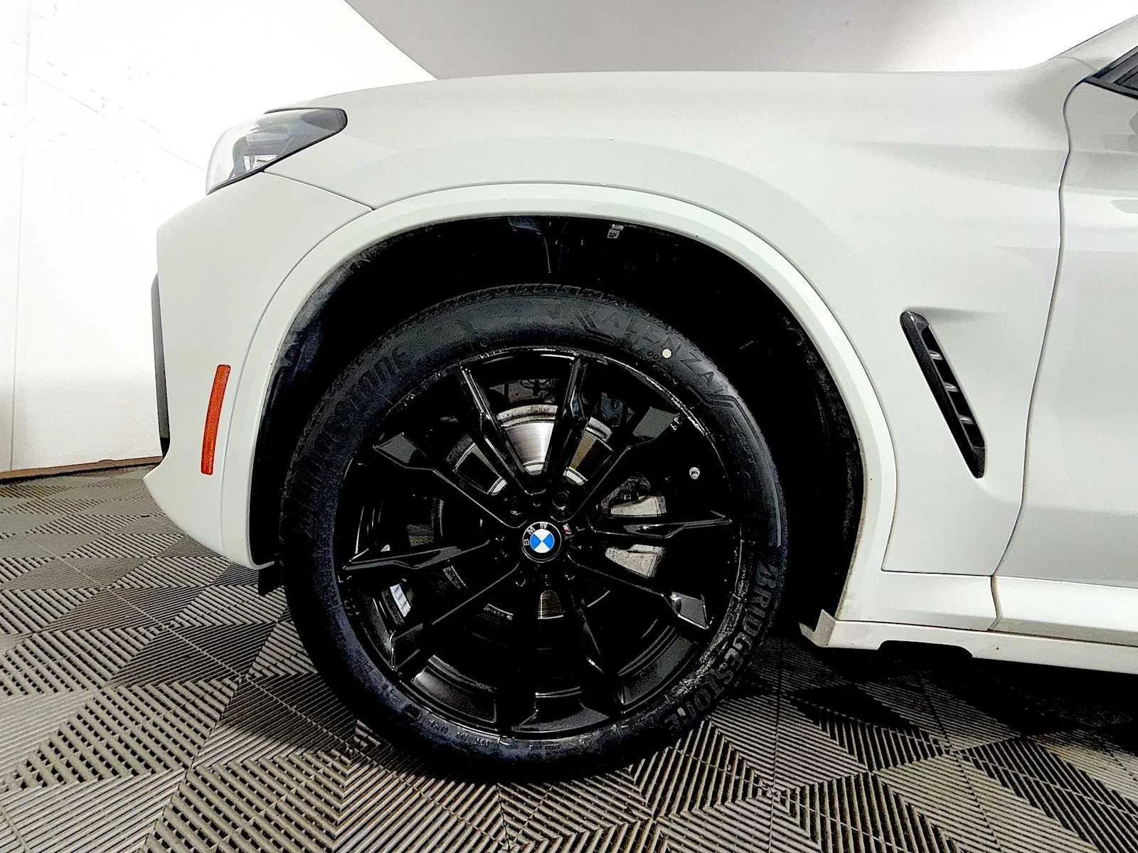Certified Used 2023 Alpine White BMW xDrive30i image 8