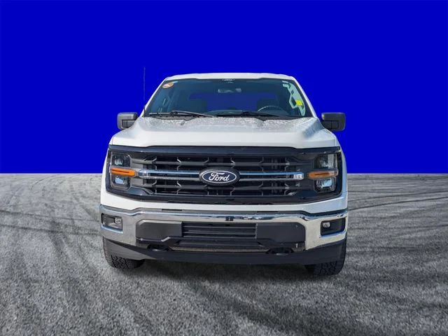 Certified Used 2025 Oxford White Ford XLT image 9