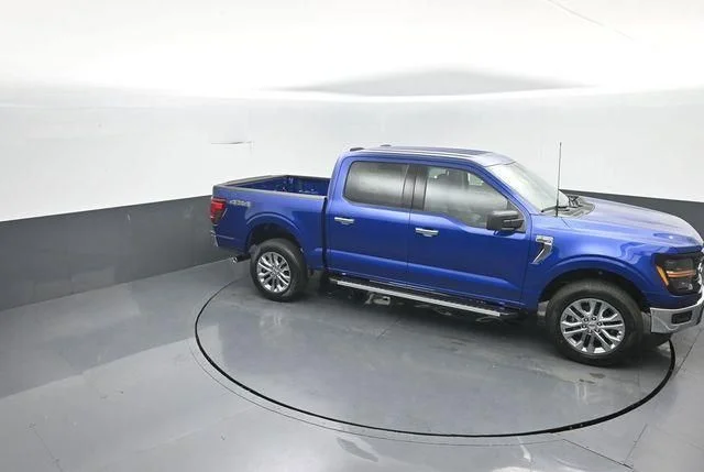 New 2026 Blue Ford XLT image 25