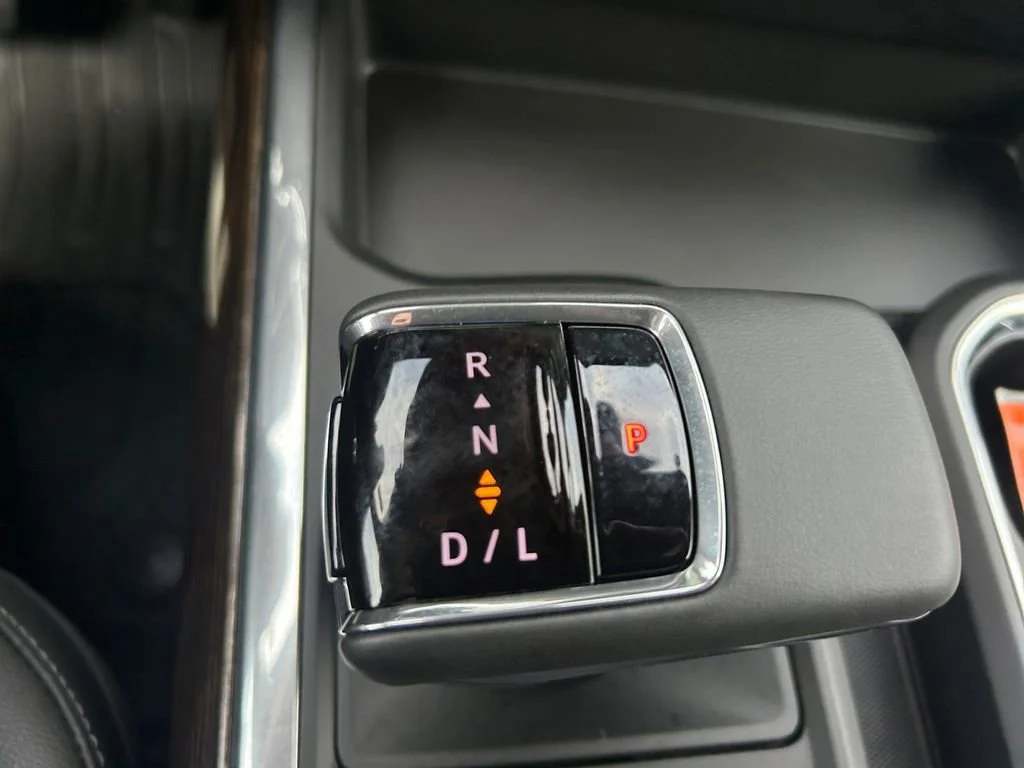 New 2026 Onyx Black GMC Elevation image 32