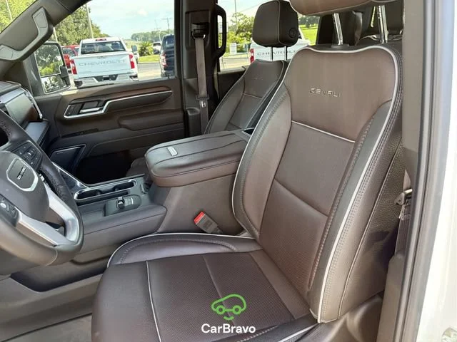 Certified Used 2025 Summit White GMC Denali image 18