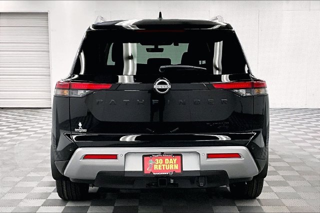 New 2025 Super Black Nissan Platinum image 5