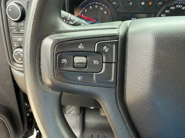 Used 2022 Black Chevrolet Custom image 19