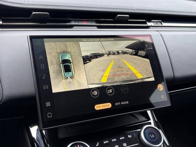Used 2023  Land Rover SE Dynamic image 11