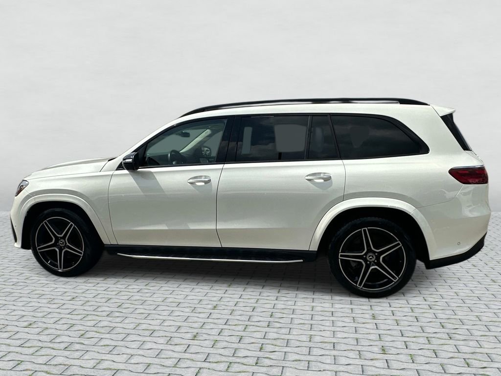 Used 2024 MANUFAKTUR Diamond White Metallic Mercedes-Benz GLS 450 image 8
