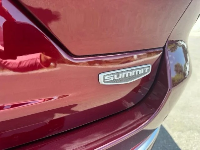 Used 2025 Red Jeep Summit image 22