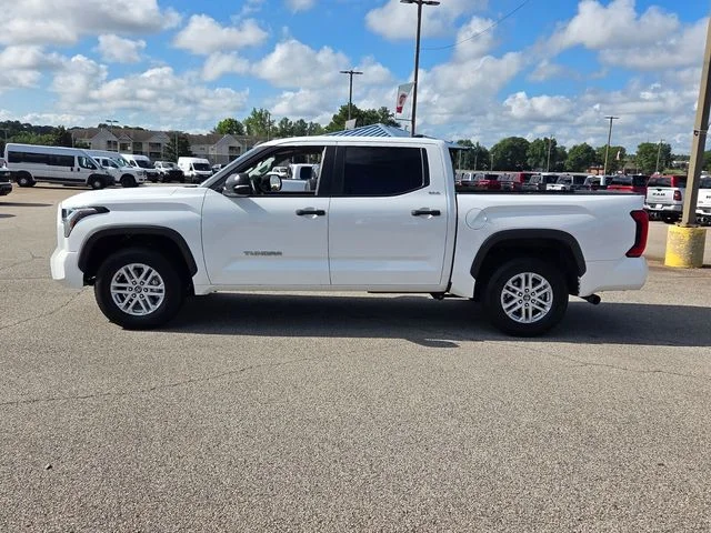 Used 2024 White Toyota SR5 image 4