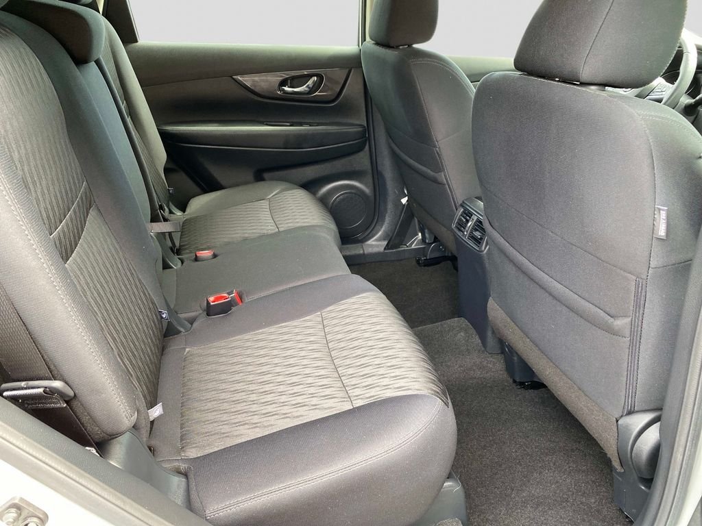 Used 2020 Silver Nissan SV image 26