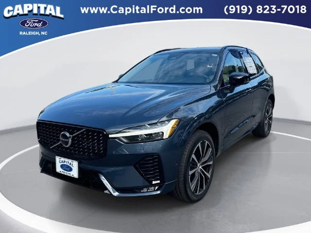 Used 2025 Blue Volvo B5 Plus image 1