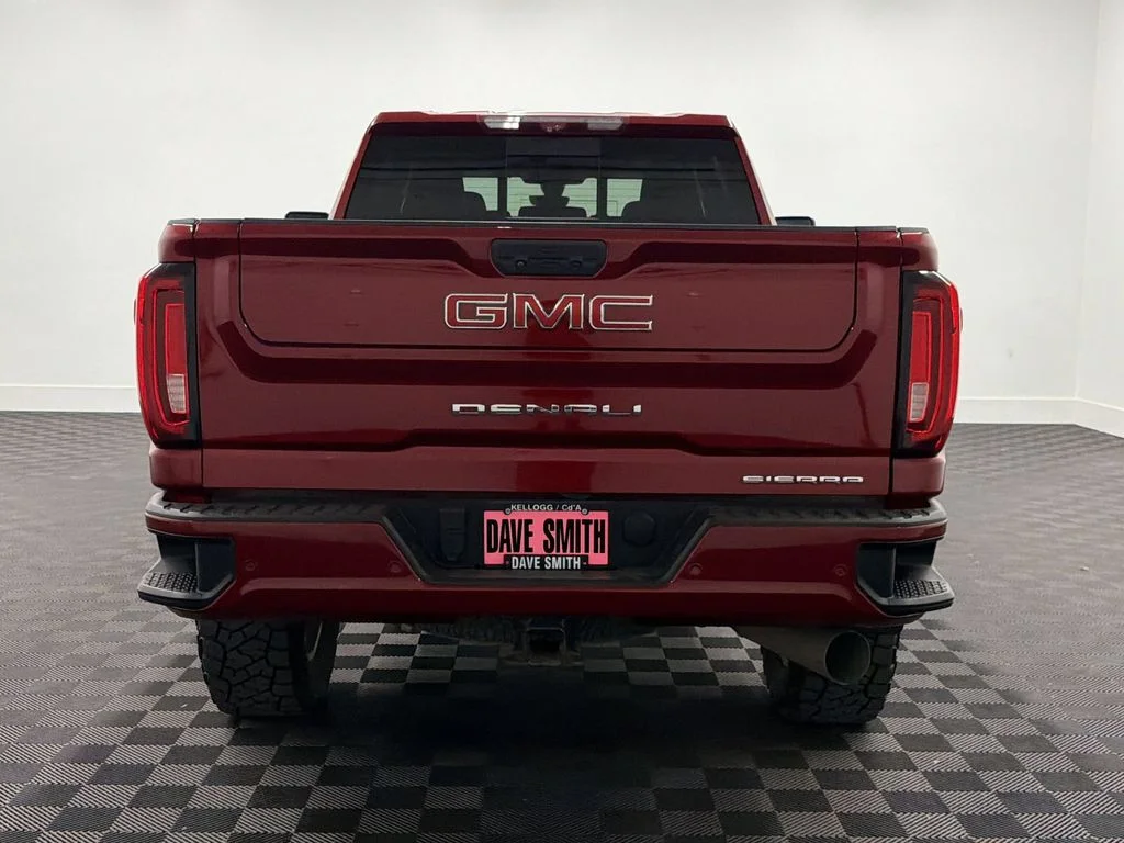 Used 2020 Red Quartz Tintcoat GMC Denali image 10