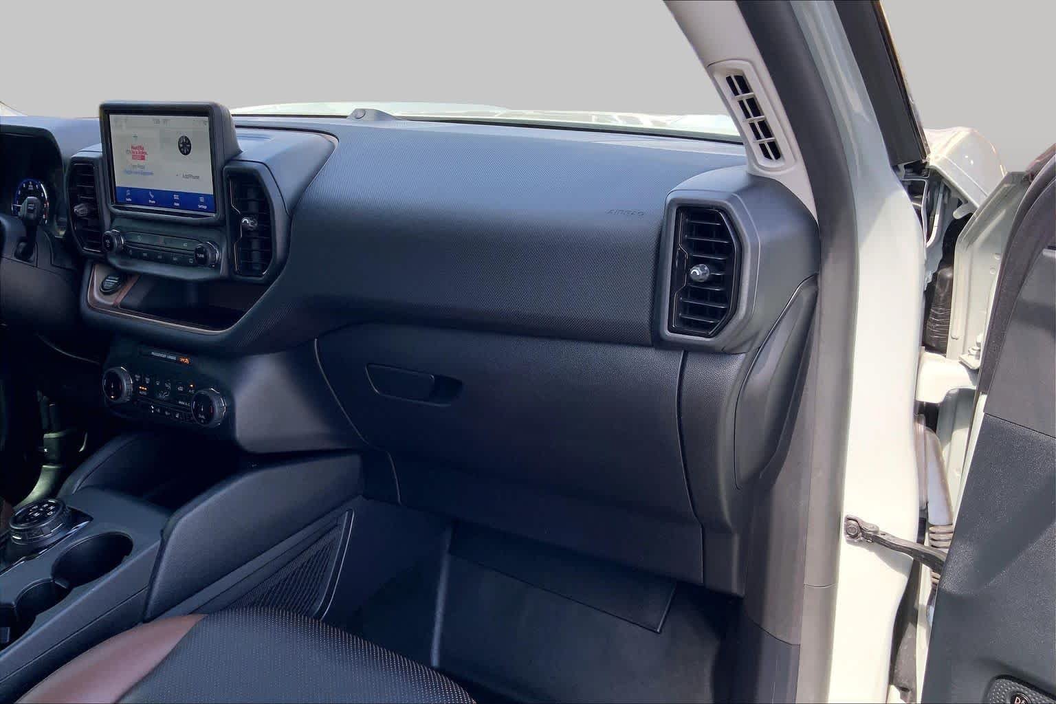 Used 2023 Cactus Gray Ford Badlands image 16