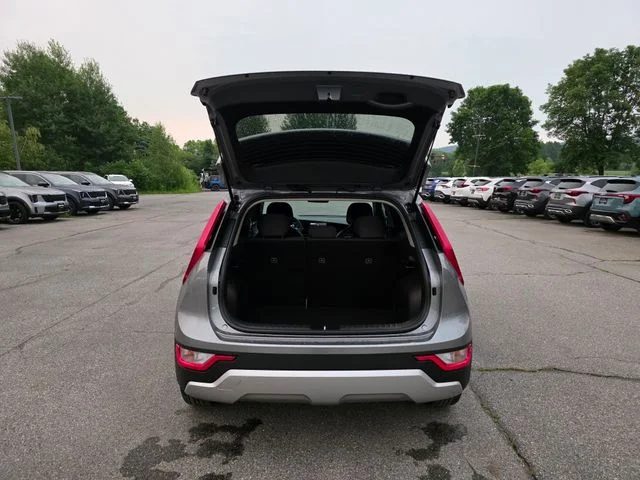 New 2026 Steel Gray Kia LX image 9