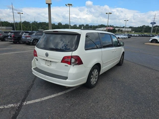 Used 2012 White Volkswagen SEL image 4
