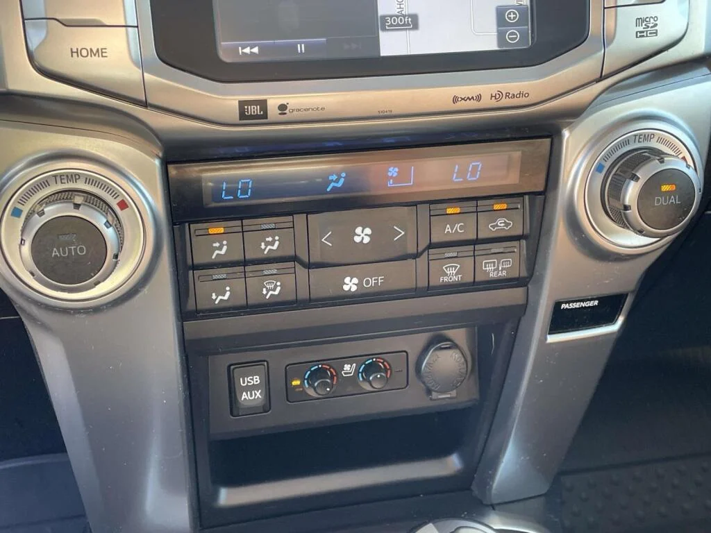 Certified Used 2019 Blizzard Pearl Toyota Limited image 26