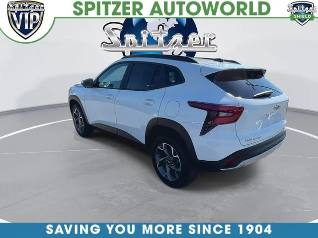 Used 2024 White Chevrolet LT image 7