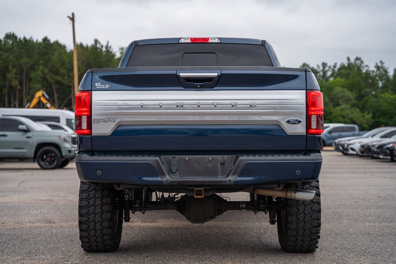 Used 2018 Blue Ford Limited image 10