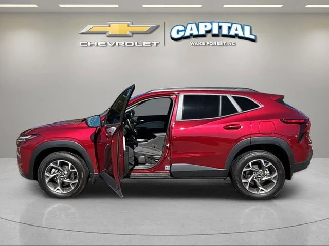 Used 2025 Crimson Metallic Chevrolet LT image 10