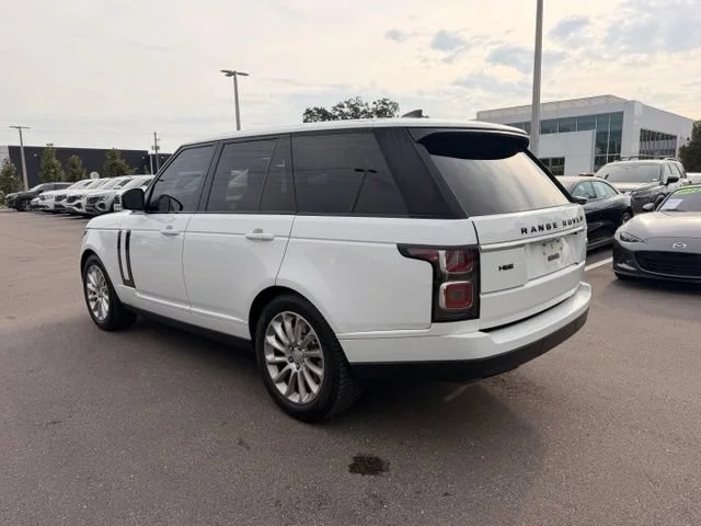 Used 2018 White Land Rover HSE image 3