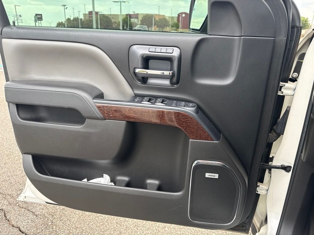 Used 2015 White GMC SLT image 7