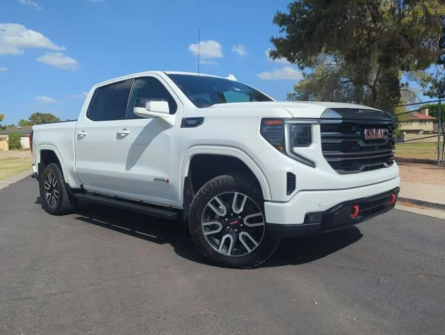 Used 2024 White GMC AT4 image 35