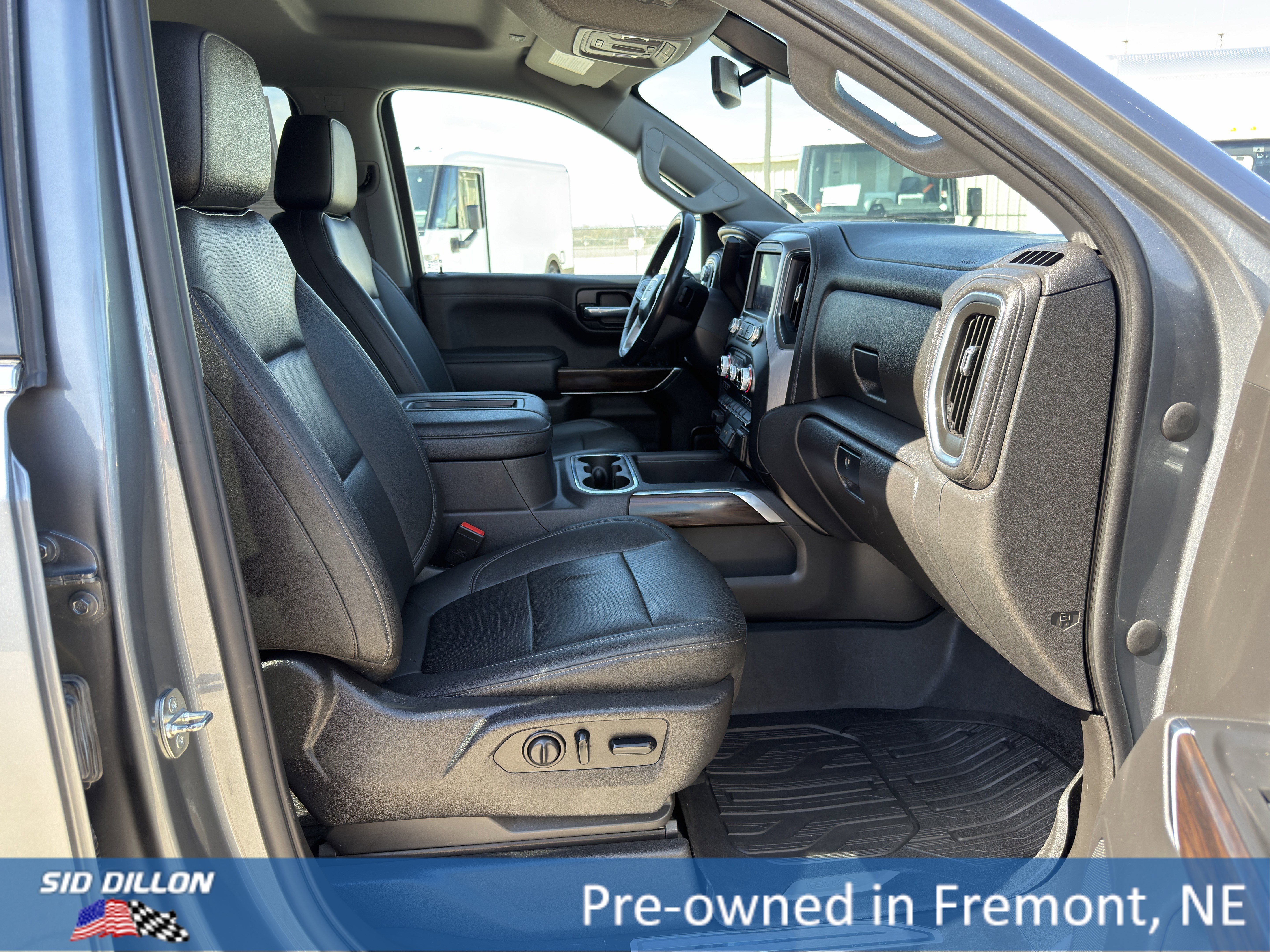 2021 GMC Sierra 1500 SLT - Photo 14
