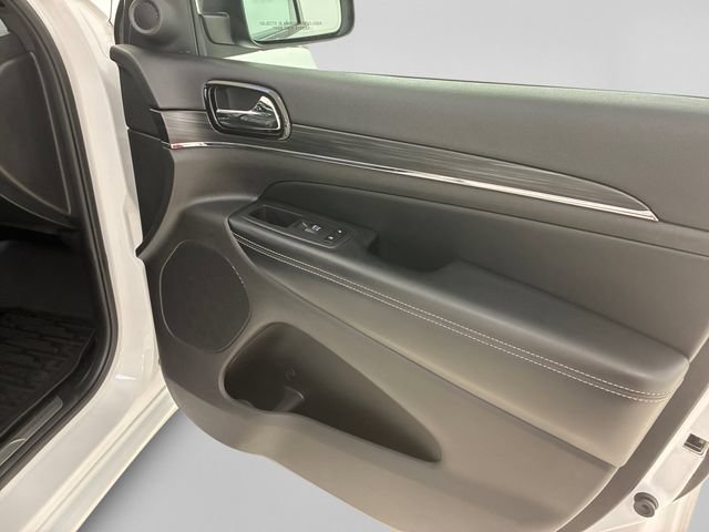 Used 2021 White Jeep 80th Anniversary image 15