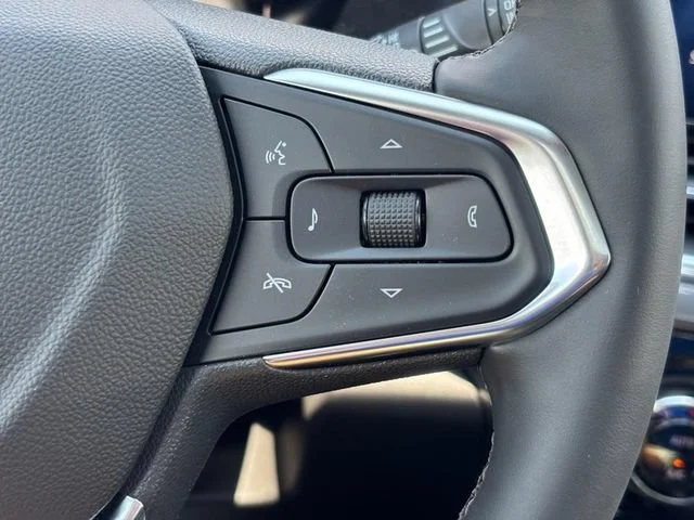 New 2026 Cacti Green Chevrolet ACTIV image 13