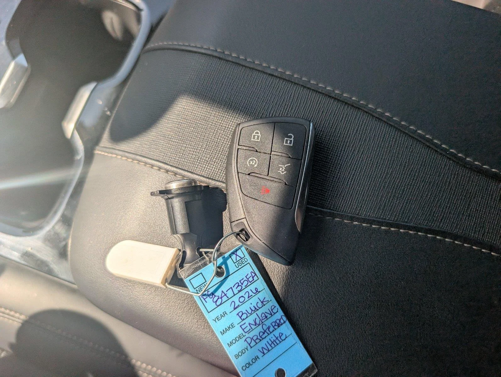 Used 2026 Summit White Buick Preferred image 22