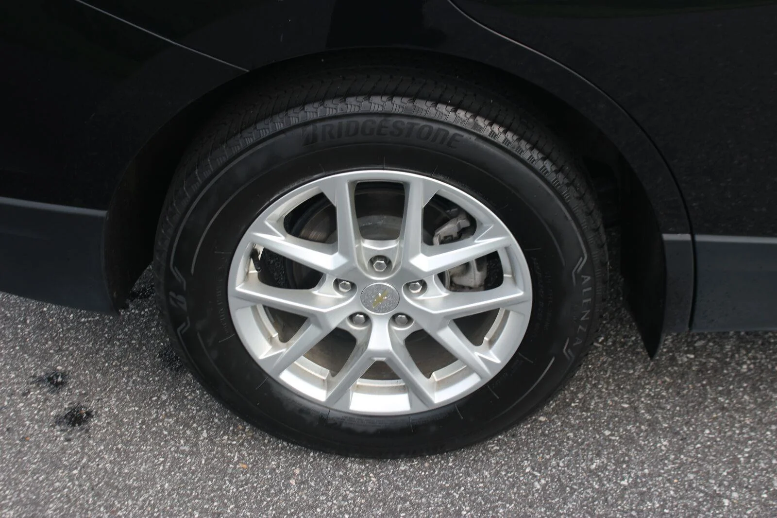Used 2024 Mosaic Black Metallic Chevrolet LT image 37