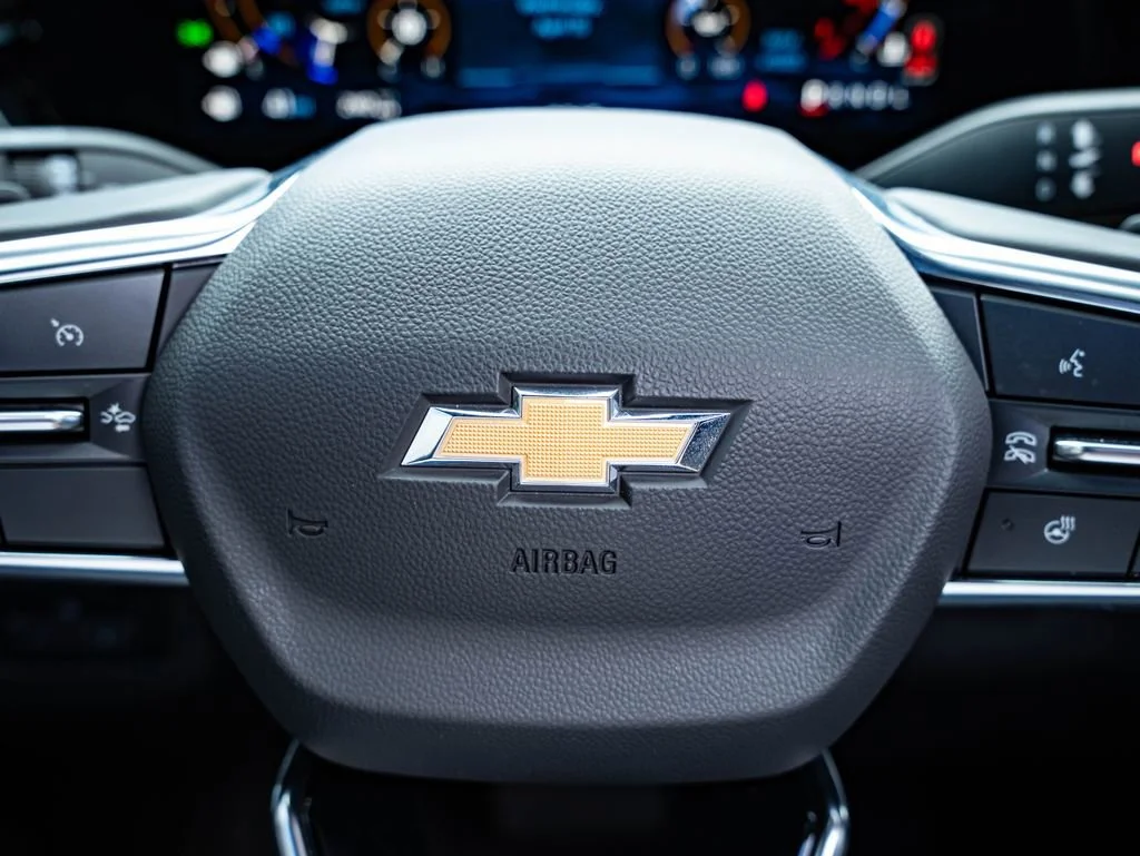 Used 2025 Black Chevrolet Premier image 32