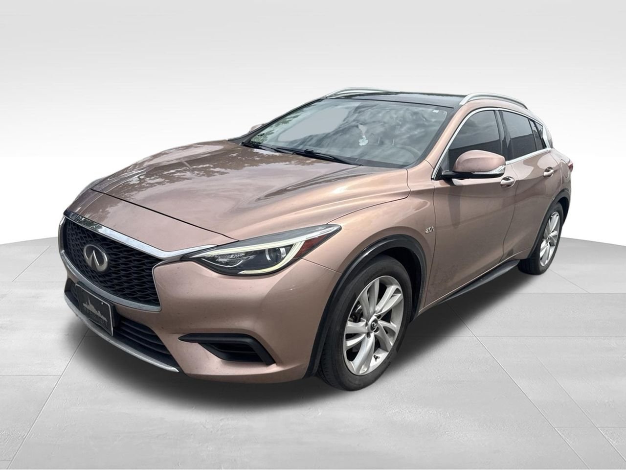 2019 INFINITI QX30 Luxury's photo