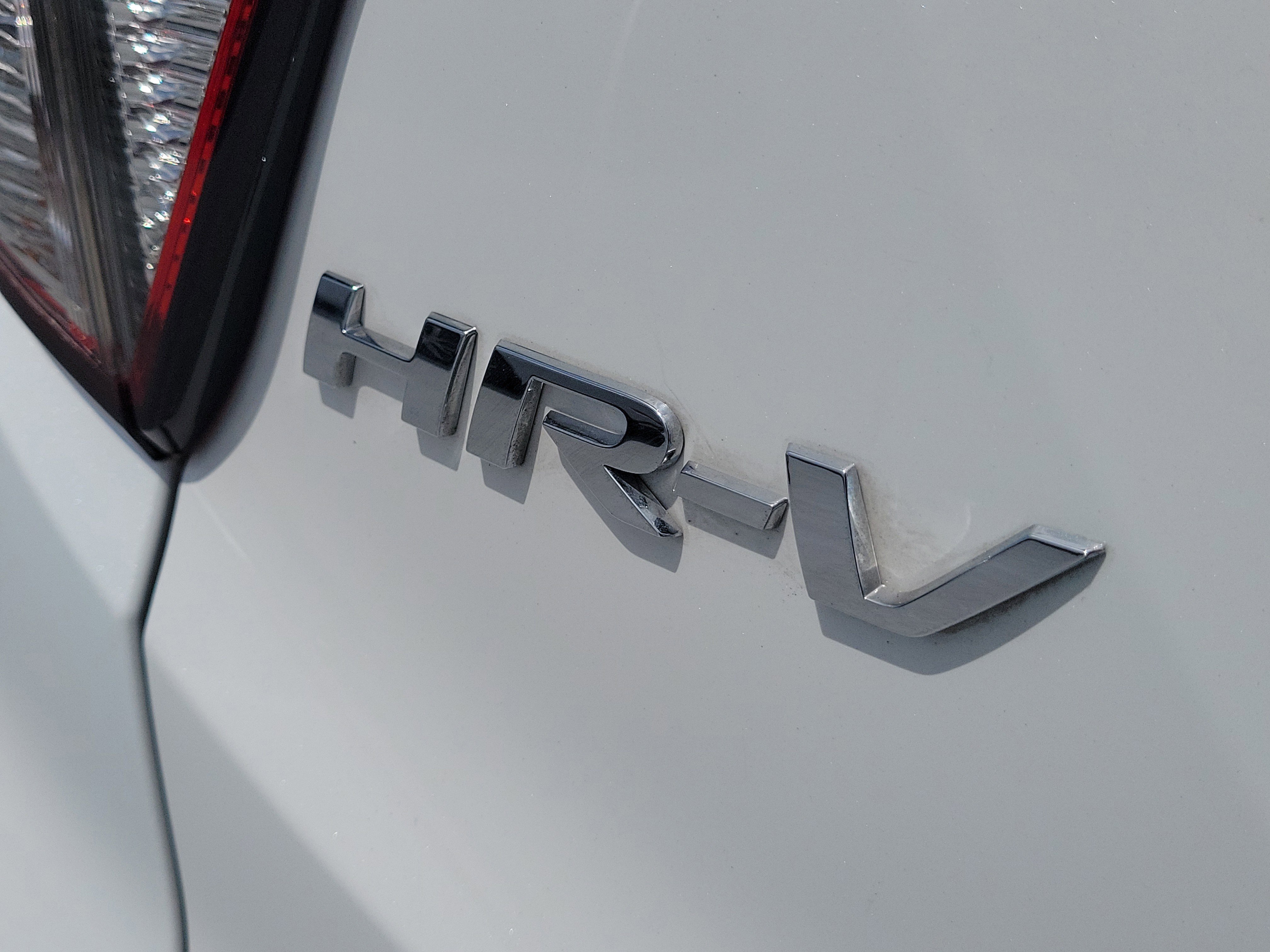 Used 2022 Platinum White Honda EX image 8