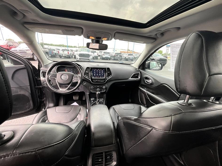 Used 2019 Gray Jeep Limited image 35