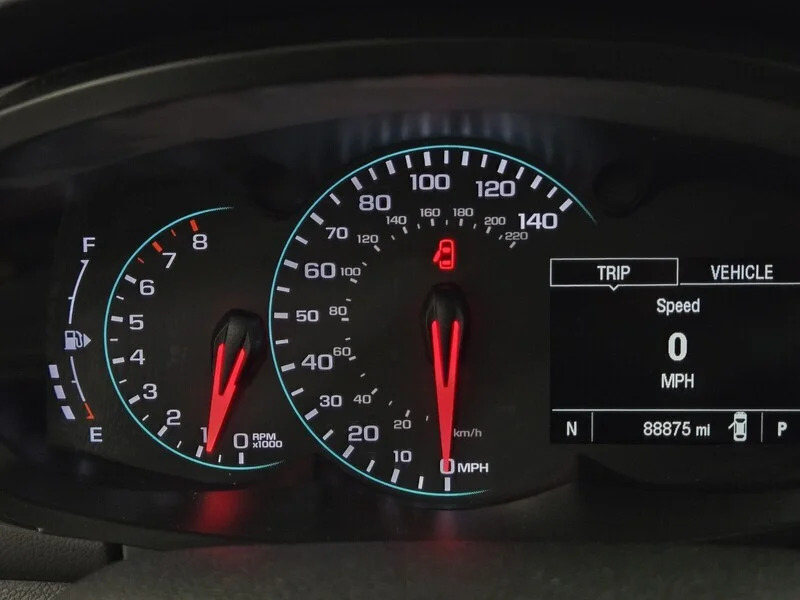Used 2018 Summit White Chevrolet LT image 16