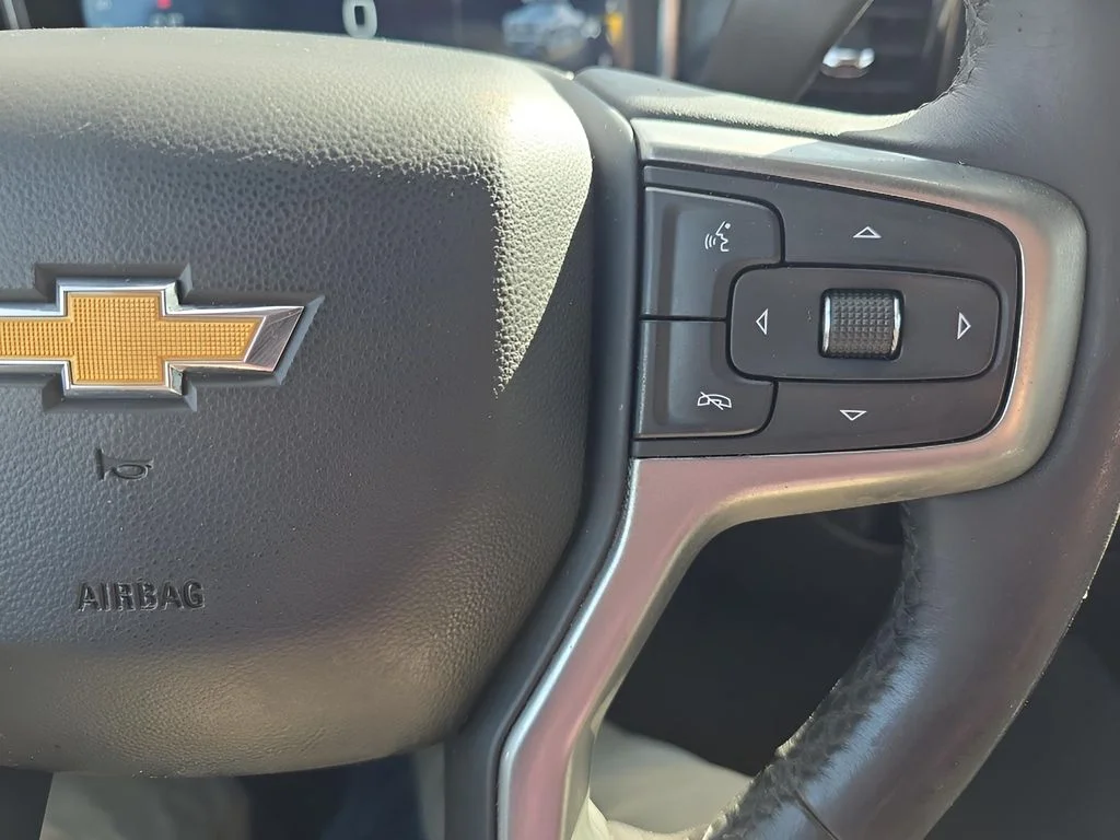 Used 2022 Northsky Blue Metallic Chevrolet LT image 15