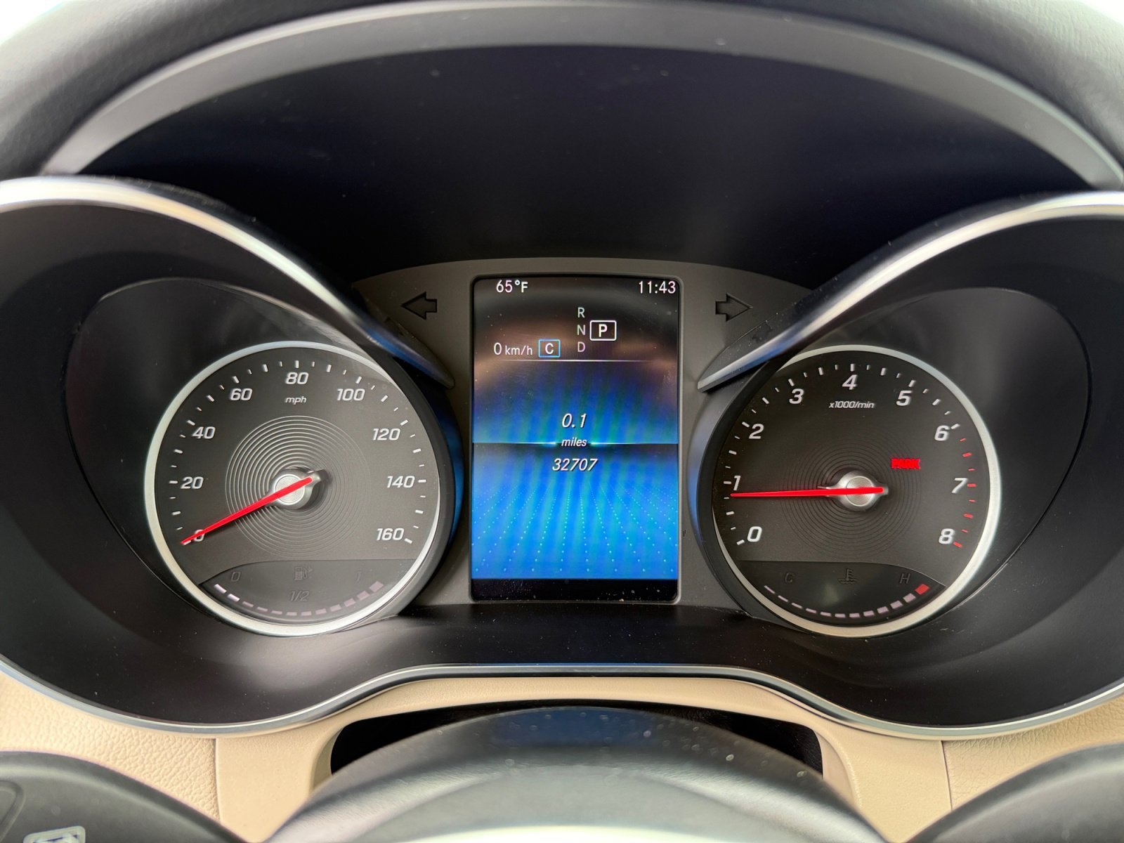 Used 2022 Cirrus Silver Metallic Mercedes-Benz GLC 300 image 11