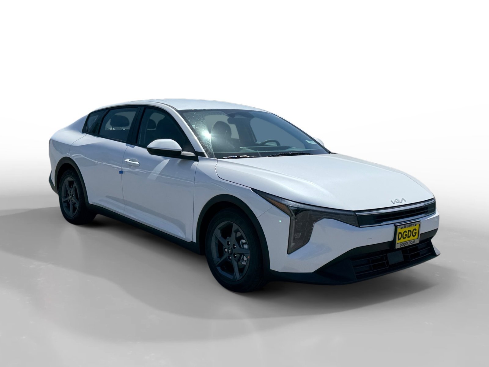 New 2026 Snow White Pearl Kia LXS image 7