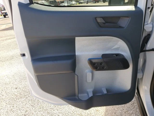 New 2026 Oxford White Ford XLT image 12