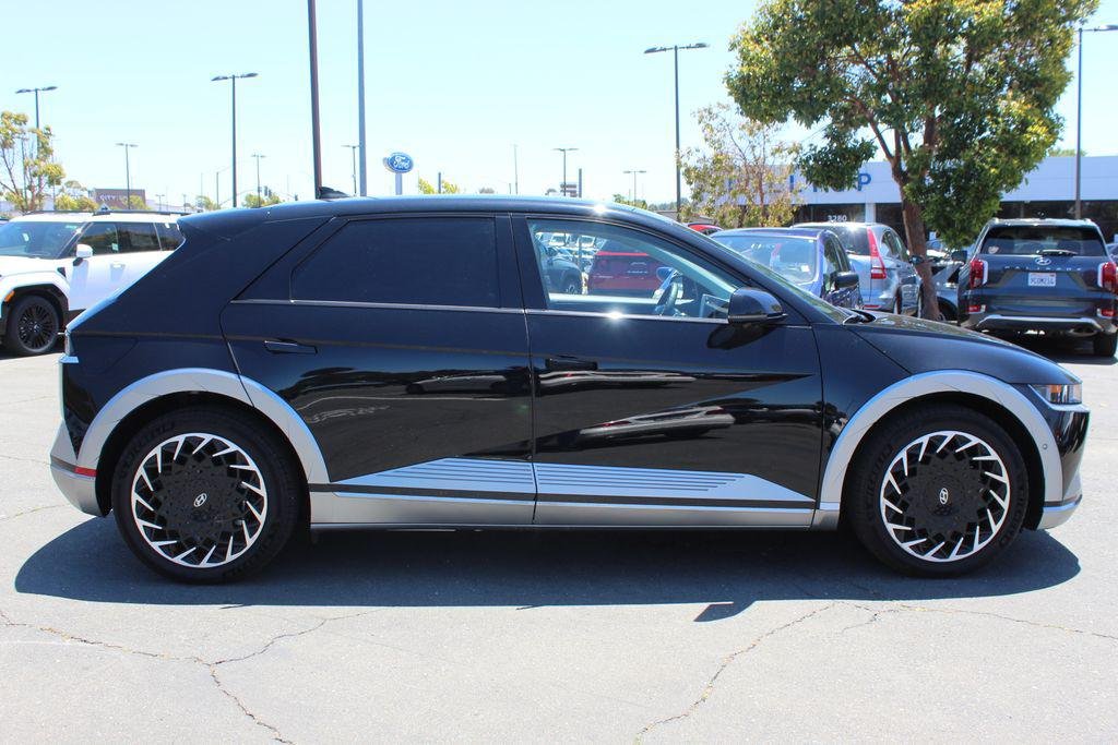 New 2024 Black Hyundai Limited image 6