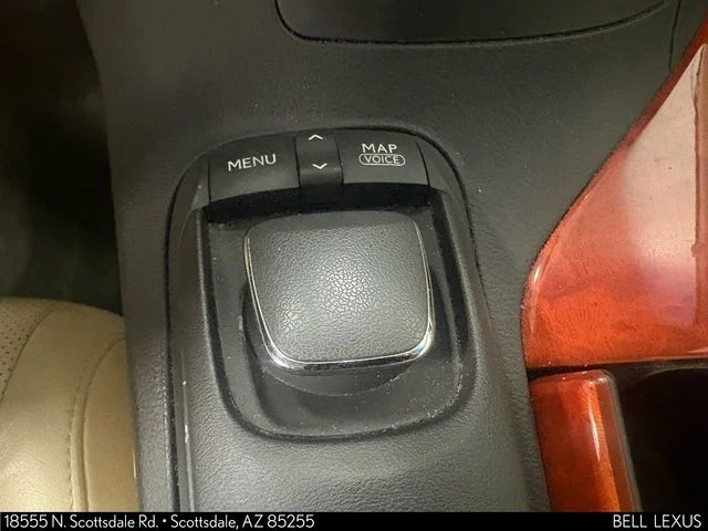 Used 2010 Red Lexus 450h image 30