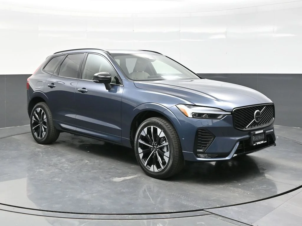 2026 Volvo XC60 Plus