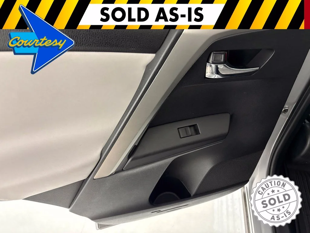 Certified Used 2017 Silver Toyota XLE image 20