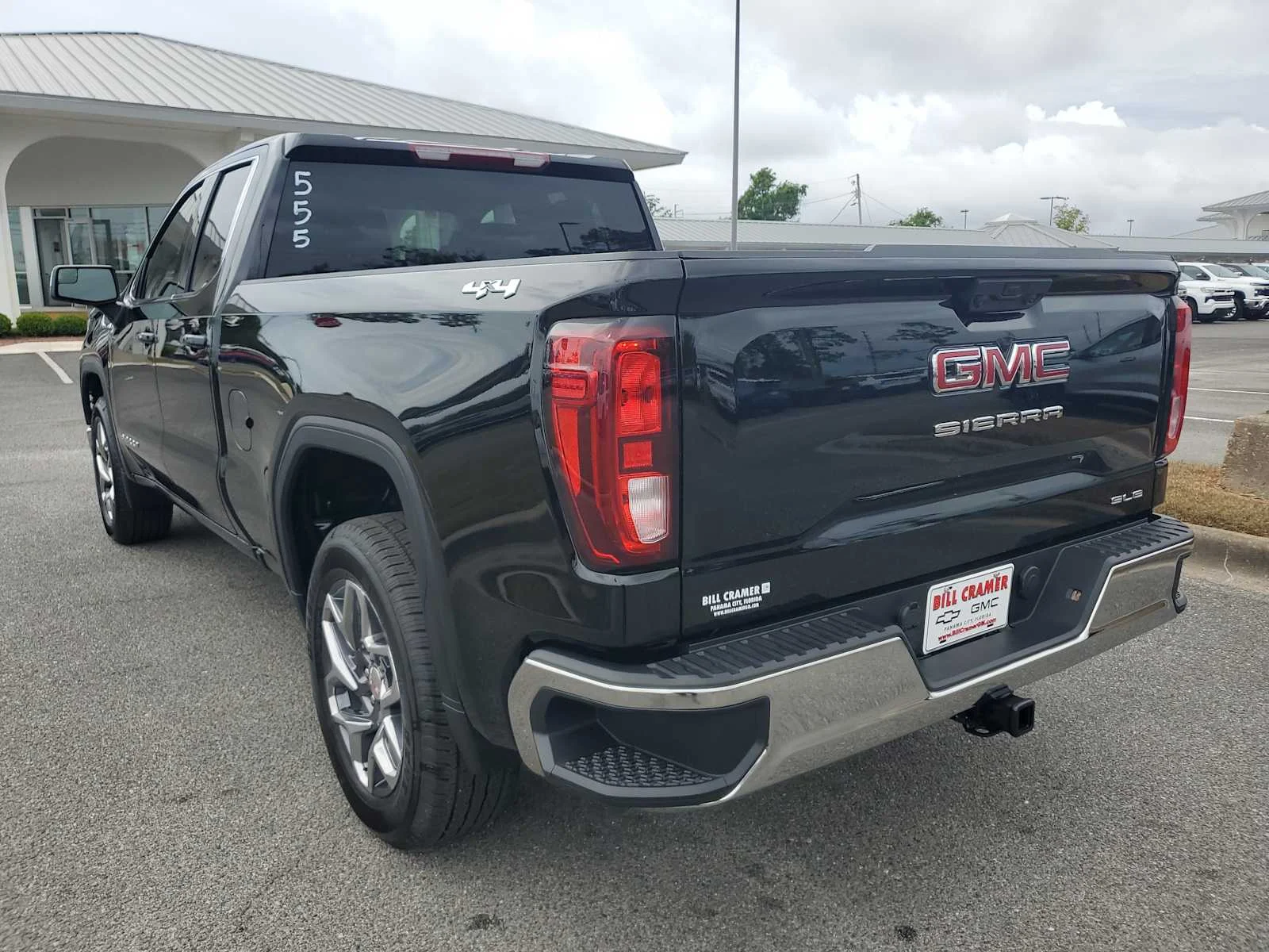 New 2026 Onyx Black GMC SLE image 19