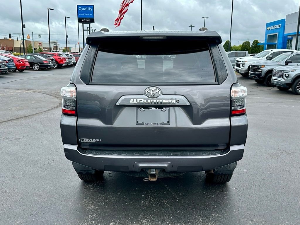 Used 2019 Gray Toyota SR5 Premium image 4