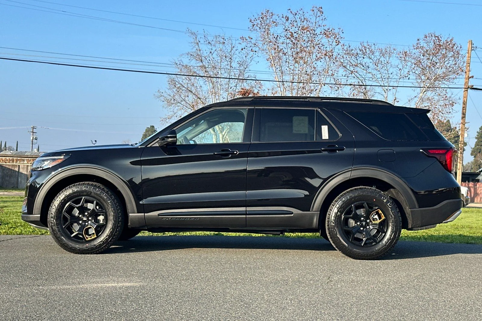 New 2026 Agate Black Metallic Ford Tremor® image 8