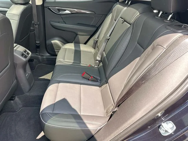 Used 2021 Blue Buick Essence image 11
