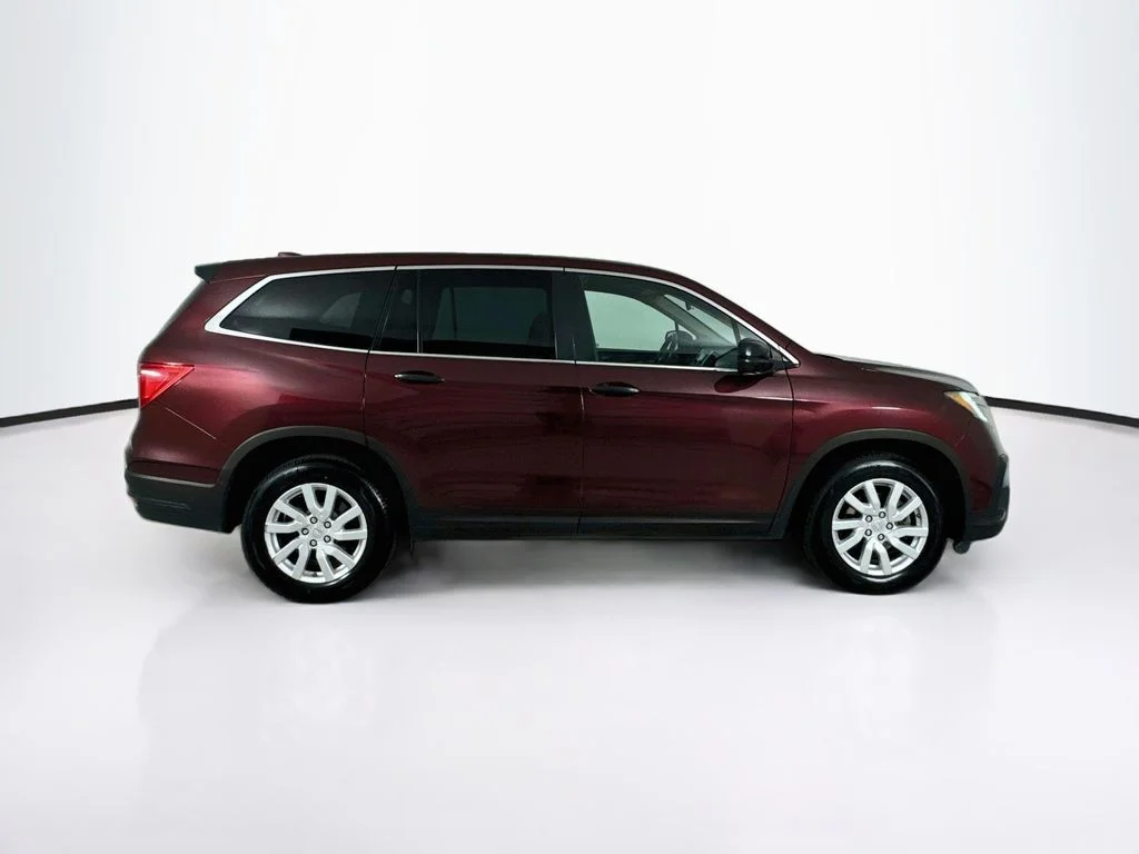 Certified Used 2019 Red Honda LX image 9