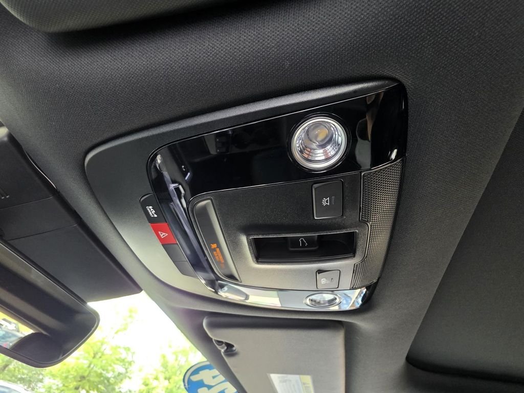 Used 2024 White Kia X-Line image 34